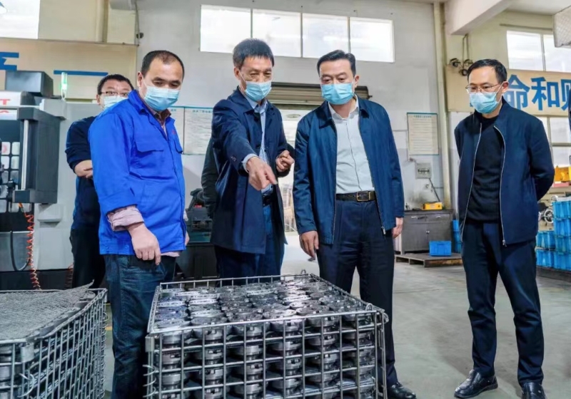 Il sindaco della città di Xian Ju e il suo team hanno visitato Keister Hydraulics